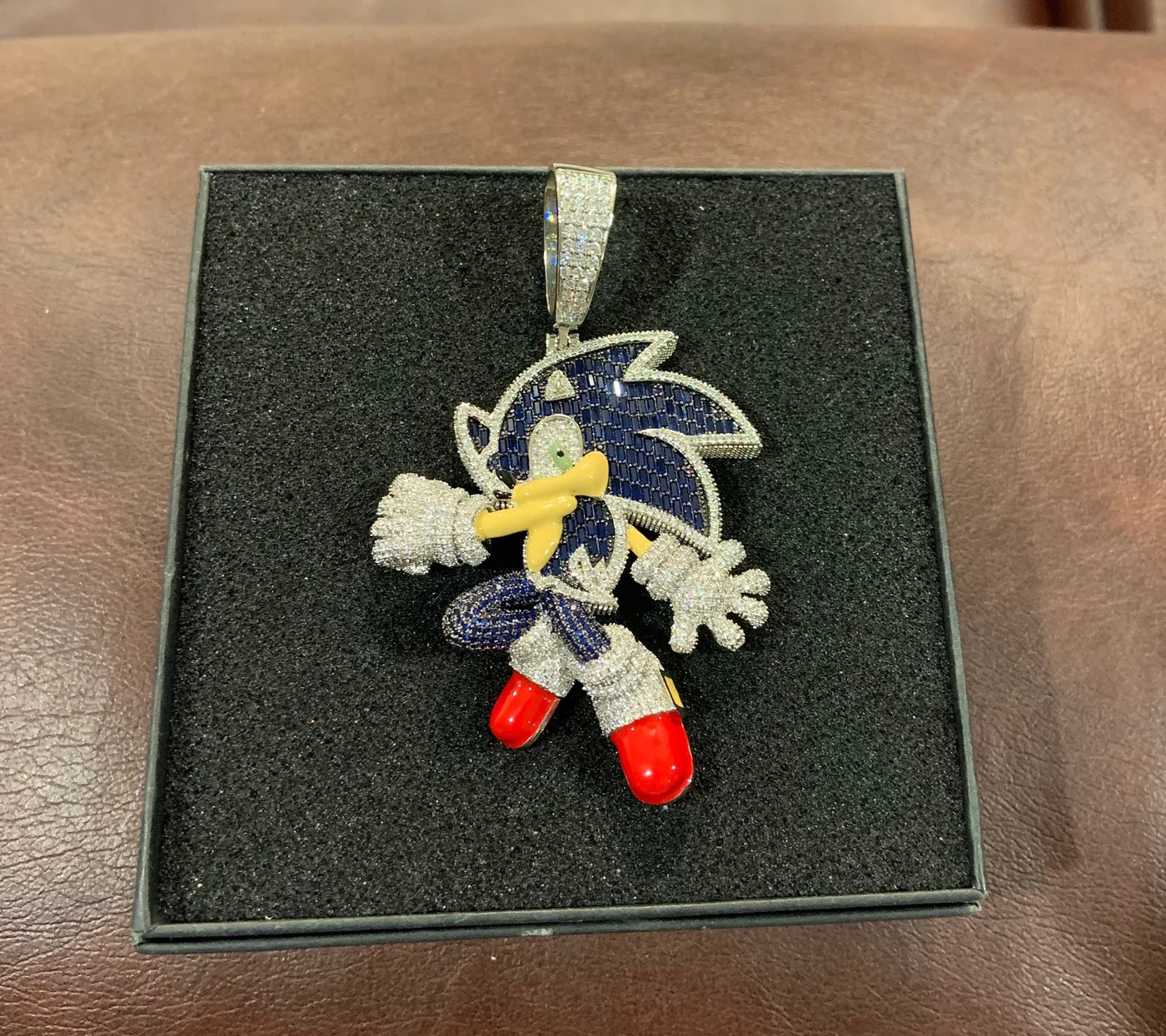 Icy Sonic pendant