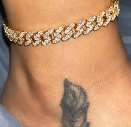 4 Stylish anklets